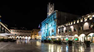 Ascoli Piceno: "The Italian town that glows at night"